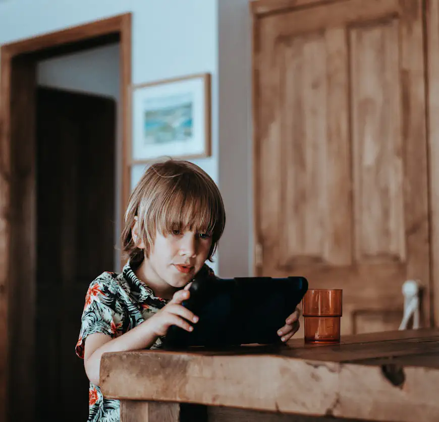 Reading Tips & Phonics Guides for Parents